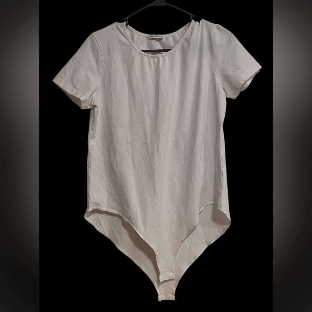 ⭐️ 2/$15 SALE ⭐️Mangopop Short Sleeve Bodysuit